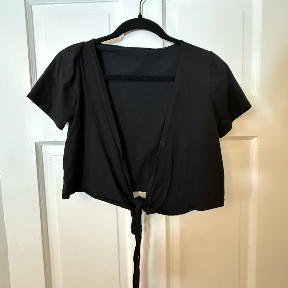 Black Tie-Front Crop Top